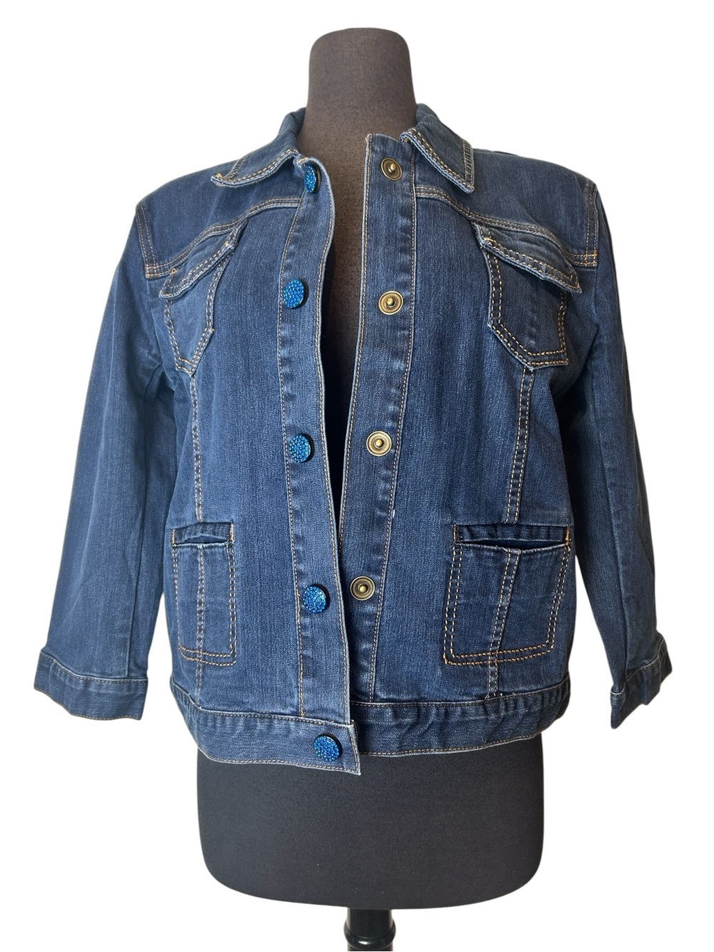 GINGERSNAPS BLUE CROPPED DENIM JACKET REMOVABLE BUTTONS, RHINESTONE, NWT SIZE M